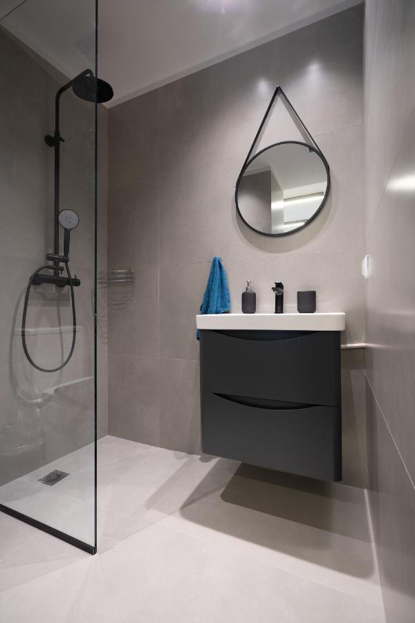 Monastiraki Metro St 2 Bedrooms 6 Pers By Mps Athen Exterior foto